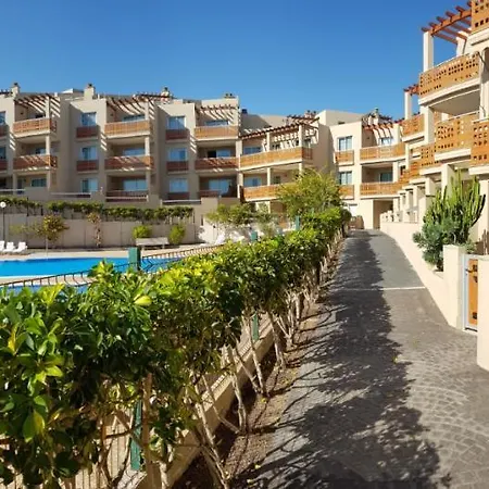 Okeanos Ocean View 2 Bedrooms Vr-msh *