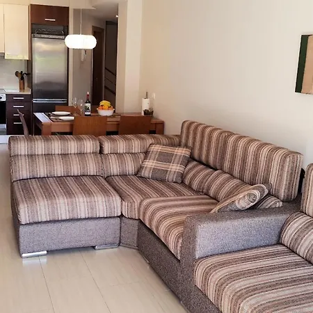 アパート Okeanos Ocean View 2 Bedrooms Vr-msh
